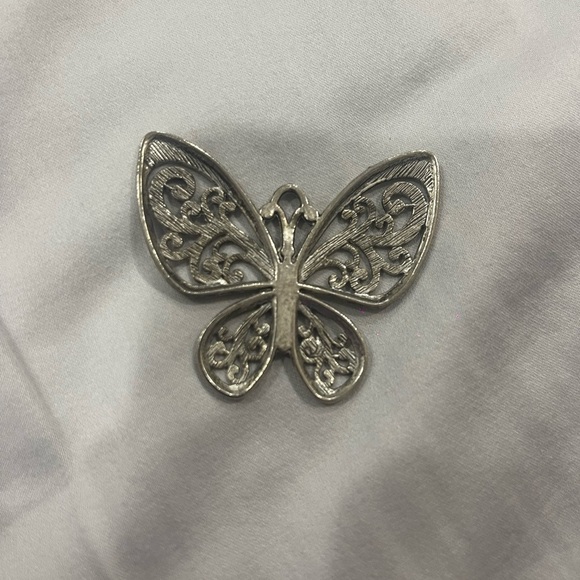 Silver Butterfly pedant never worn - Picture 2 of 2